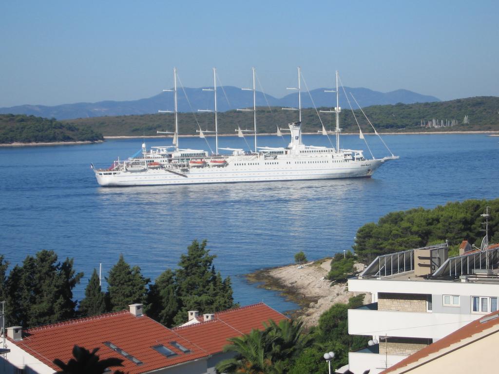 Apartment Duda Hvar Town Exteriör bild